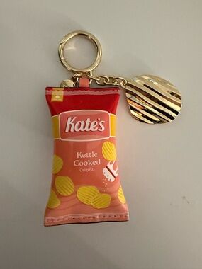 Kate spade snack time kettle chips keychain bag charm